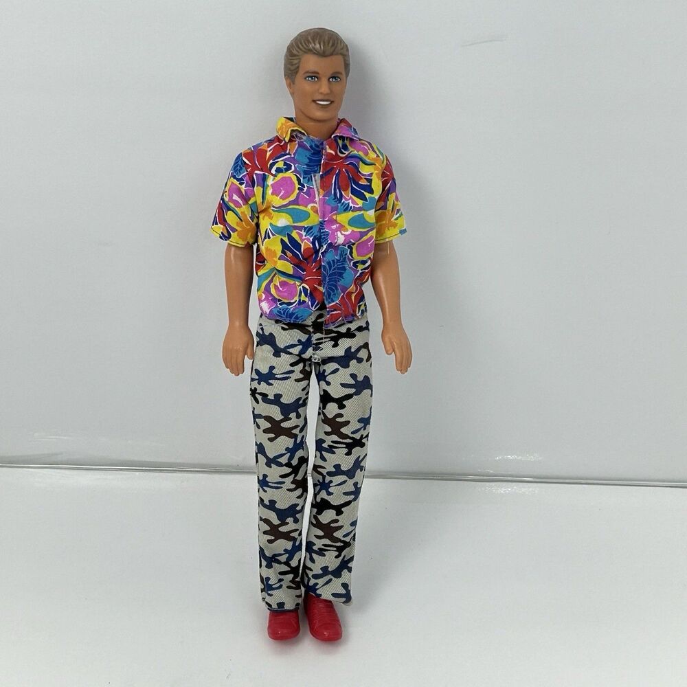 Vtg Mattel Barbie Ken Doll Hawaiian Short Camo Pants 1991 Red High Top Shoes
